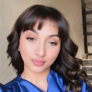 Meet your Posher, Sabrina